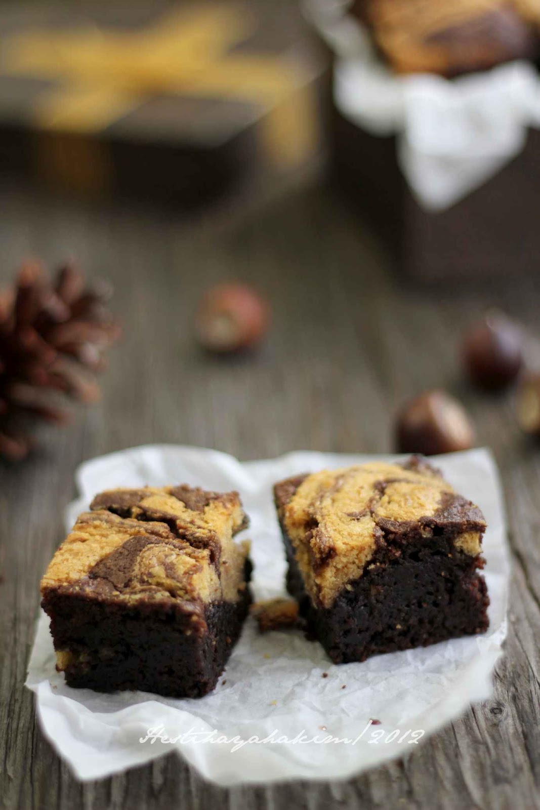 HESTI'S KITCHEN yummy for your tummy Marble Peanut Brownies