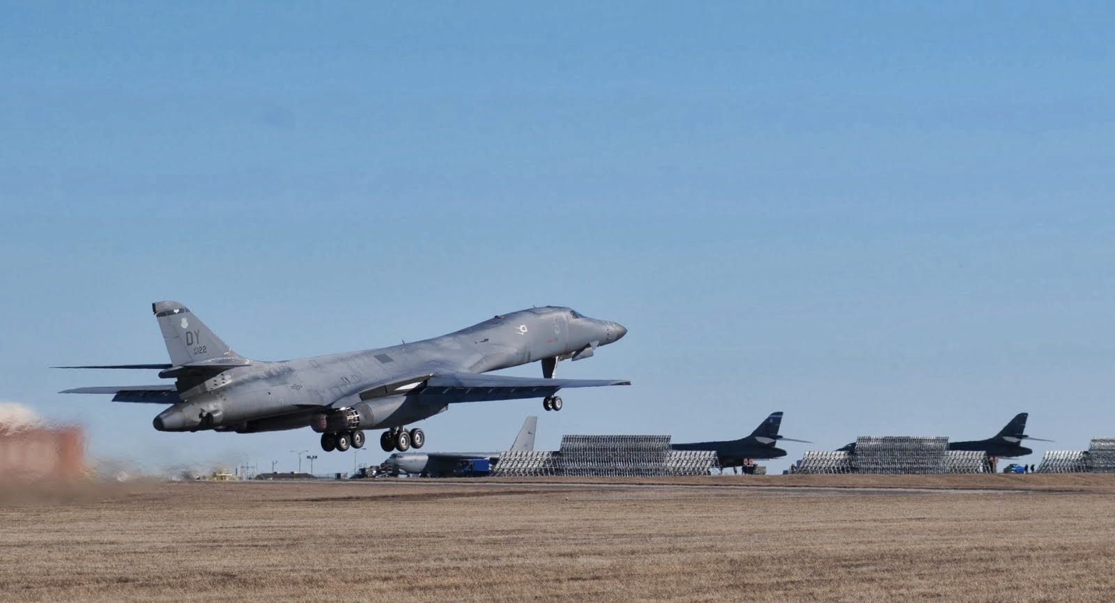 US Air Force - USAF - Page 39 B-1+Lancer