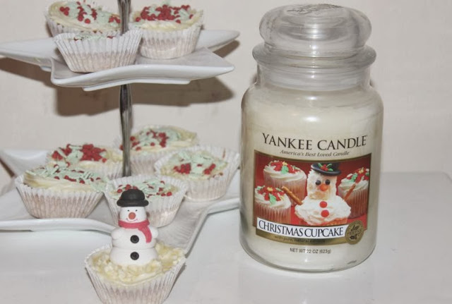 Yankee Christmas Cupcake Candle
