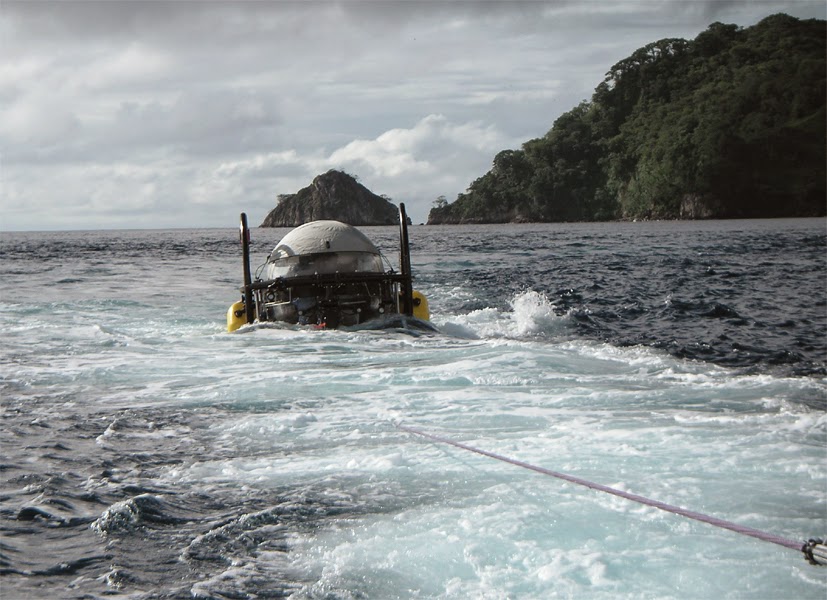 SEAmagine Small Personal Submarines and Deep Sea Submersibles NEW