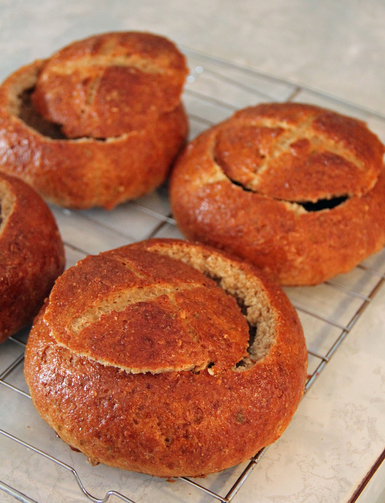Jo and Sue Whole Wheat Bread Bowls and Vegetarian Chili