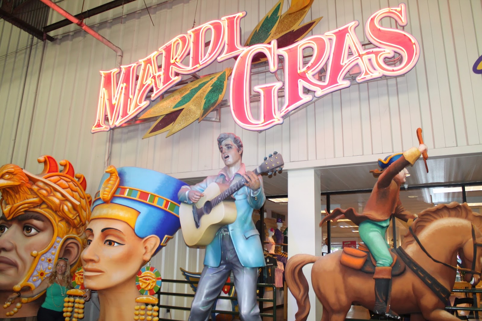 mardi gras floats tour