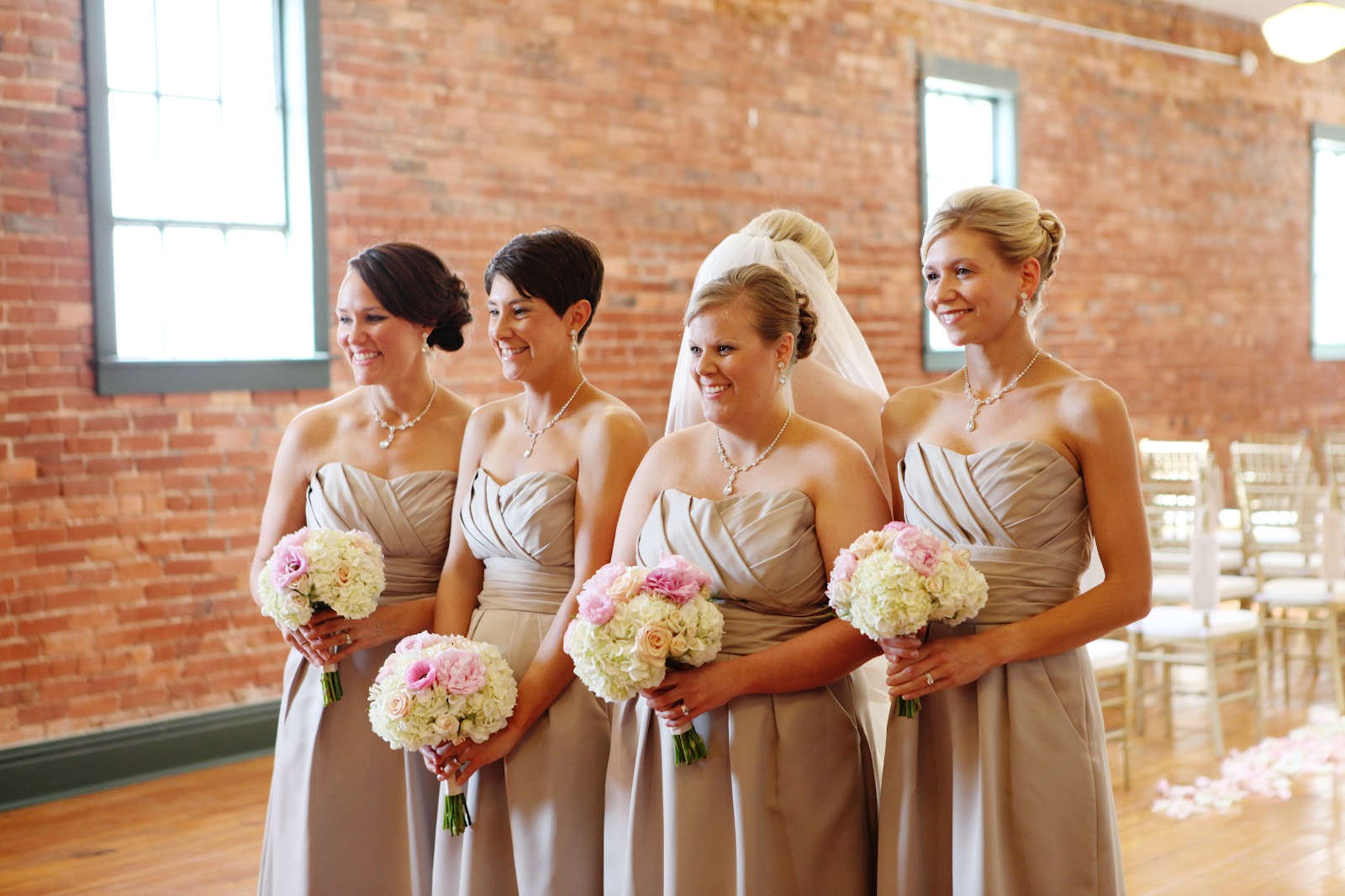 Good Earth Floral Design Studio {Jen + Brian} Heather Brulez Photography