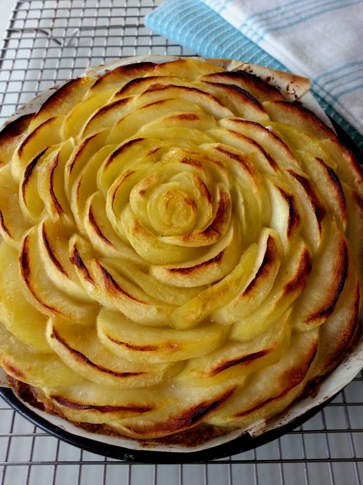 but i couldnt make the recipe as is because it calls for sugar and butter so i had to spend some time figuring out how to adapt it - Americas Test Kitchen Apple Pie but i couldnt make the recipe as is because it calls for sugar and butter so i had to spend some time figuring out how to adapt it - Americas Test Kitchen Apple Pie