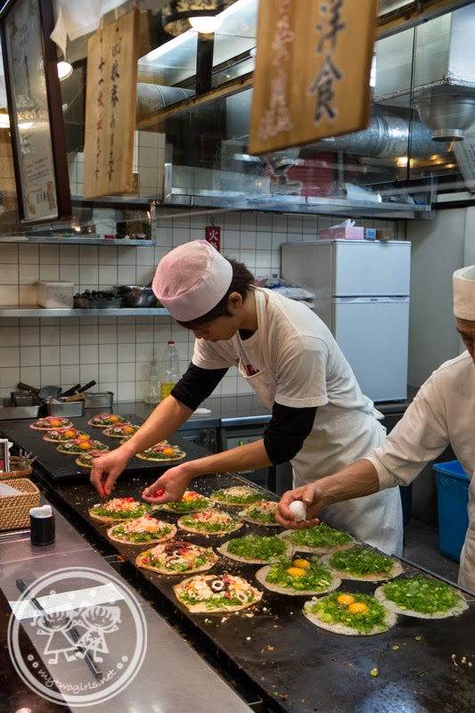 Issen Yoshoko food preparation