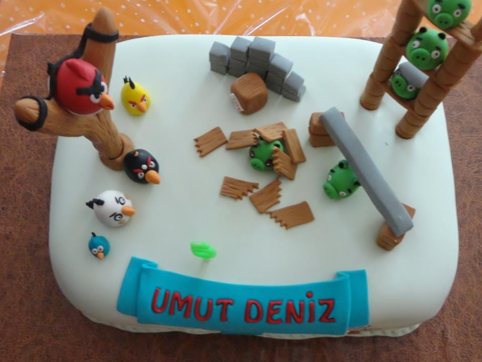 SEVGİYLE PASTA Angry Birds Pasta