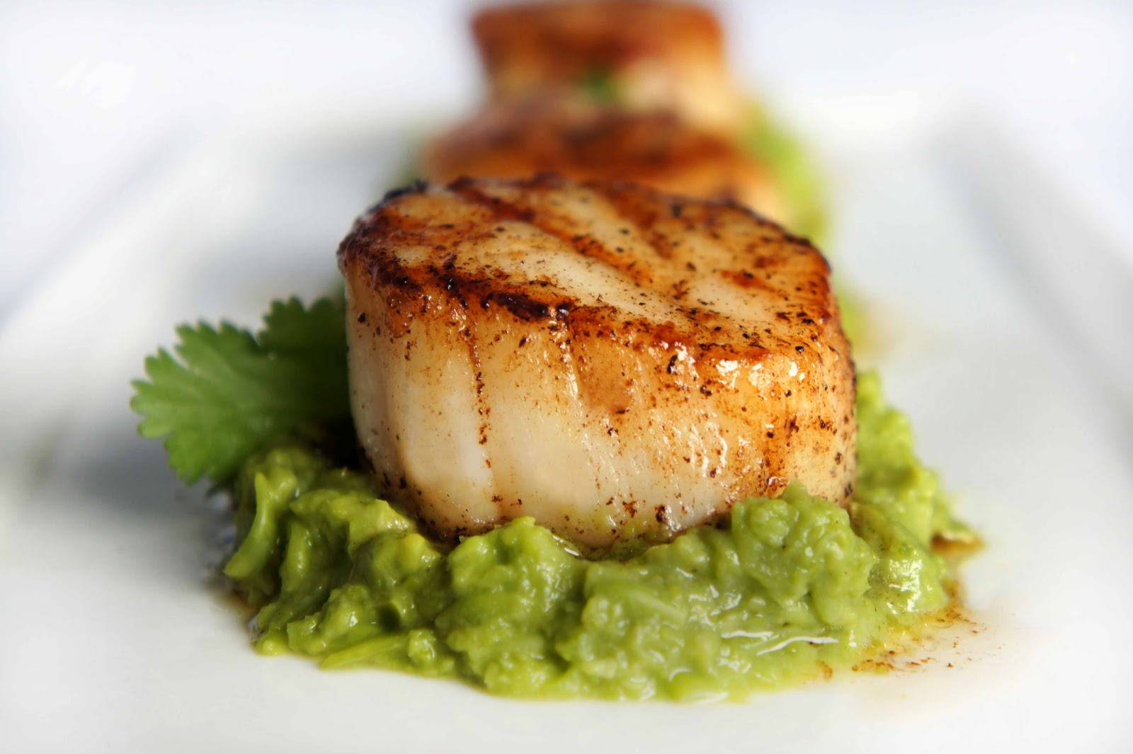 FOOD ON A PLATE Seared Scallops With Thai Scented Pea Puree