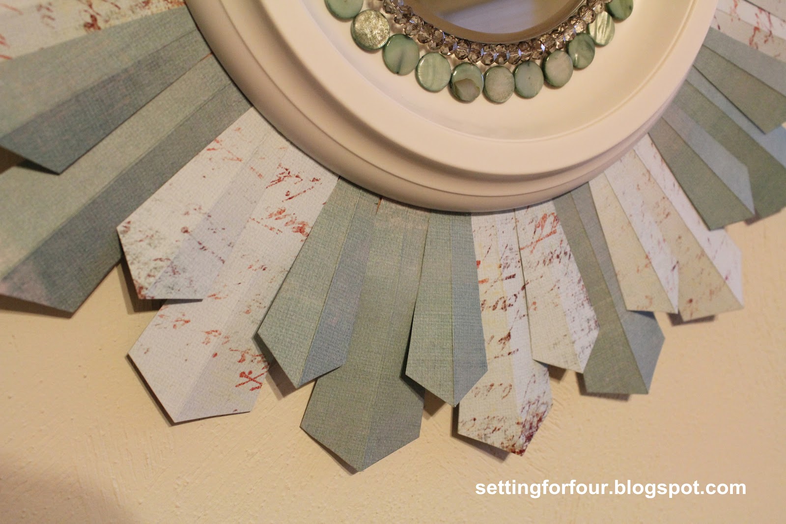 Ihot Wallons Attach The Ceiling Medallion With Hot Glue So