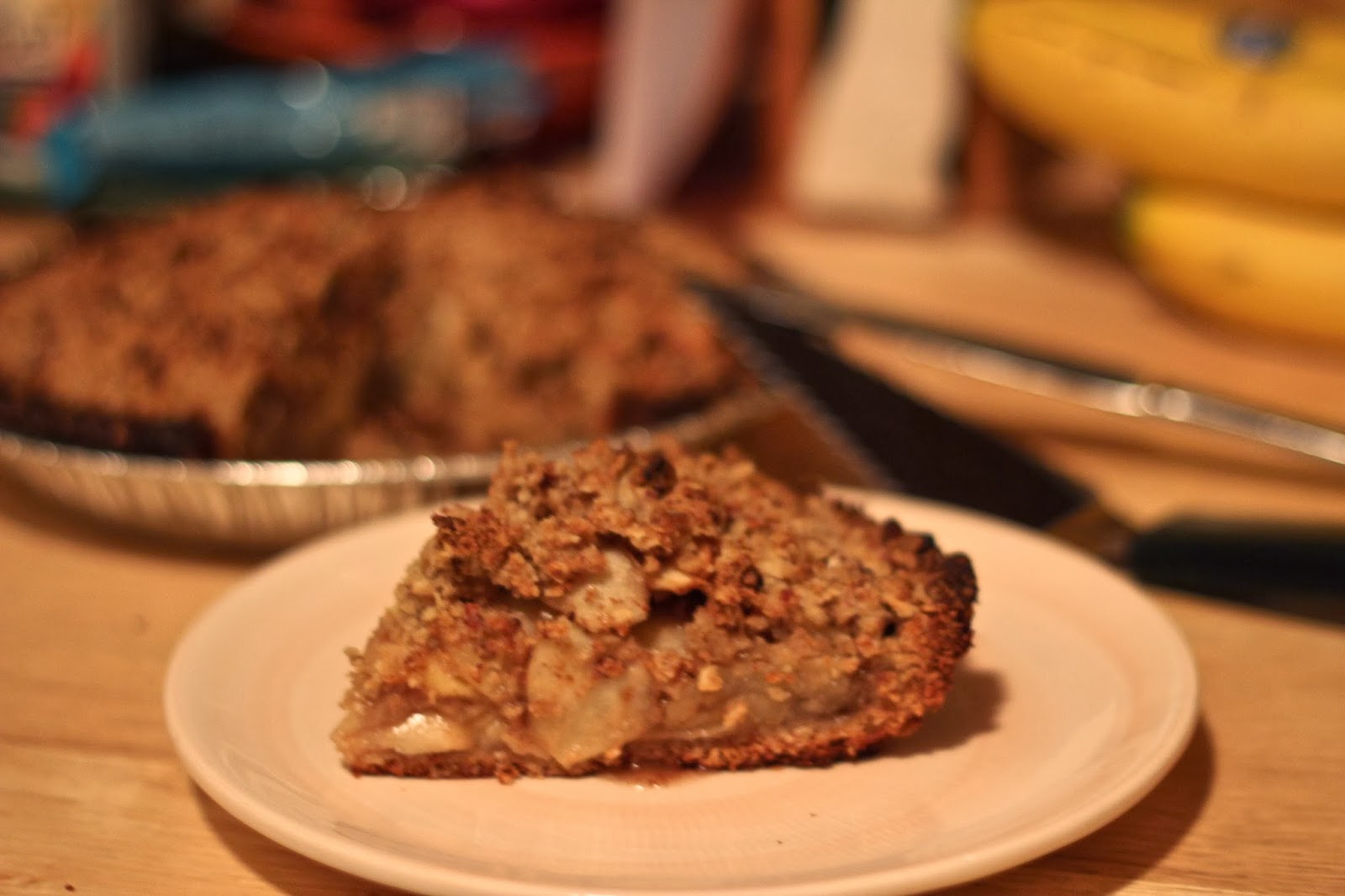 The Kitchen Holiday: Gluten Free Apple Crumb Pie