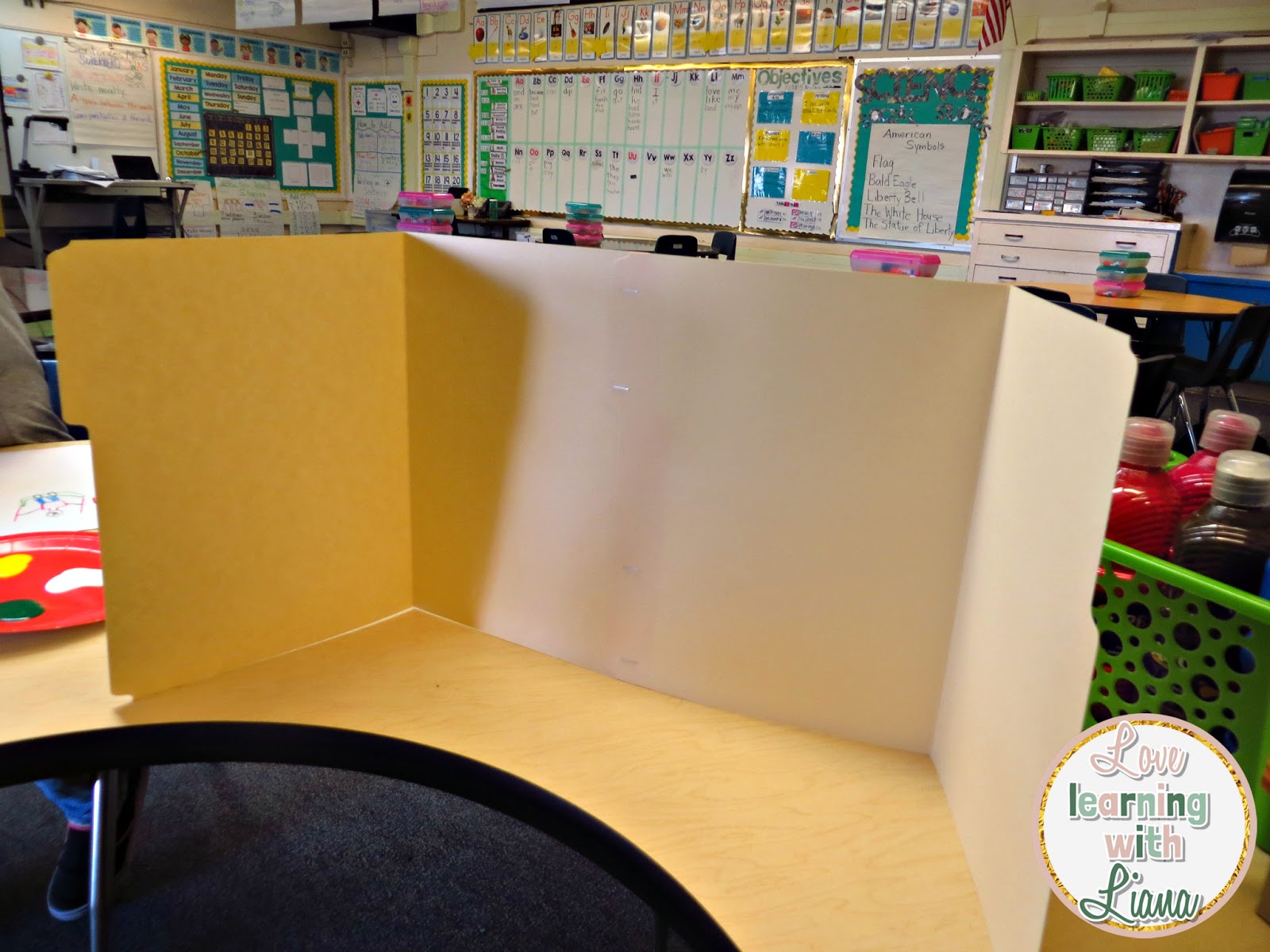 Love Learning with Liana DIY Privacy Boards Tutorial + a FREEBIE