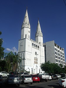 IGREJA NOSSA SENHORA DO AMPARO