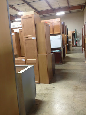 cabinet warehouse diy cue masterbrand owned cabinets enter