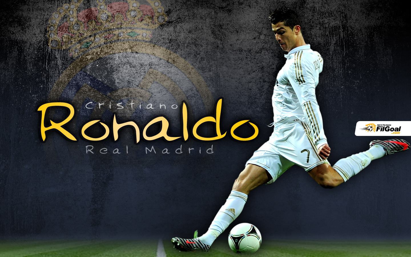 http://2.bp.blogspot.com/-eXbsB-3eoI0/T2mRVf0F-9I/AAAAAAAAAFY/vUnKXNI3Ci8/s1600/Cristiano2012.jpg