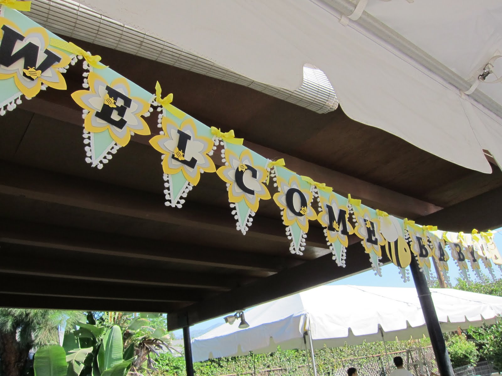 I'd Rather Be Eating: Honey Bee Baby Shower