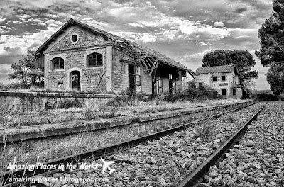 abandoned station, Stunning abandoned places