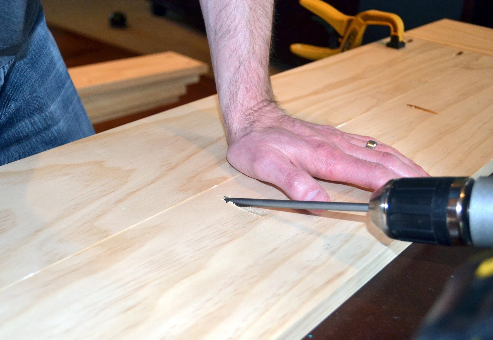 Easy DIY planked table top cover for your existing table - Rachel Easy DIY planked table top cover for your existing table - Rachel