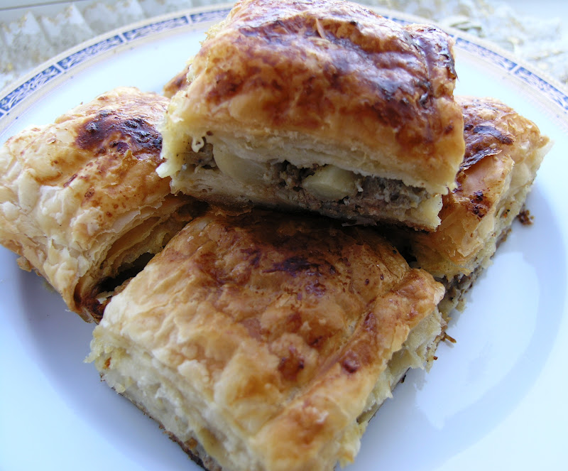 hülyalı lezzetler Yufkalı Milföylü Etli Börek