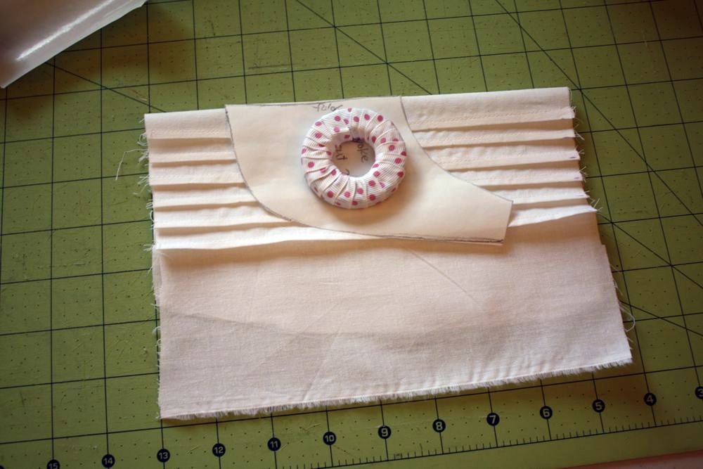 pleated yoke tutorial