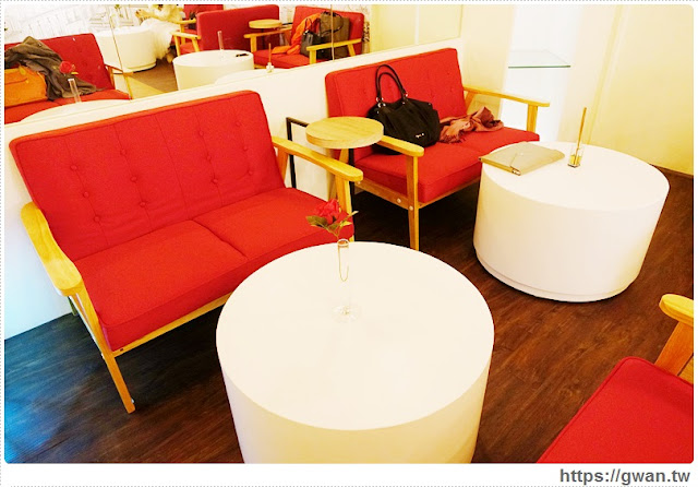 O Rose法式冰淇淋,捷運美食,捷運藍線美食,花朵冰淇淋,玫瑰花冰淇淋,少女甜點,夢幻甜點,手工冰淇淋,甜點下午茶,玫瑰花瓣,法國主廚-13