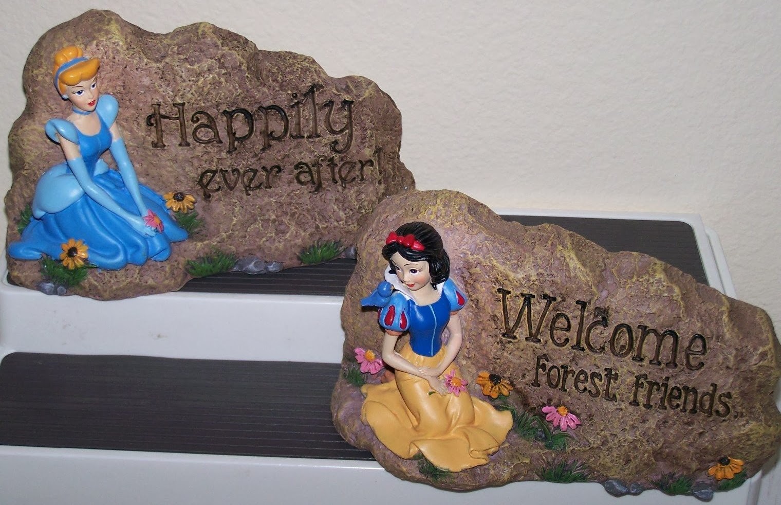Filmic Light Snow White Archive Resin Rocks & Garden Statue