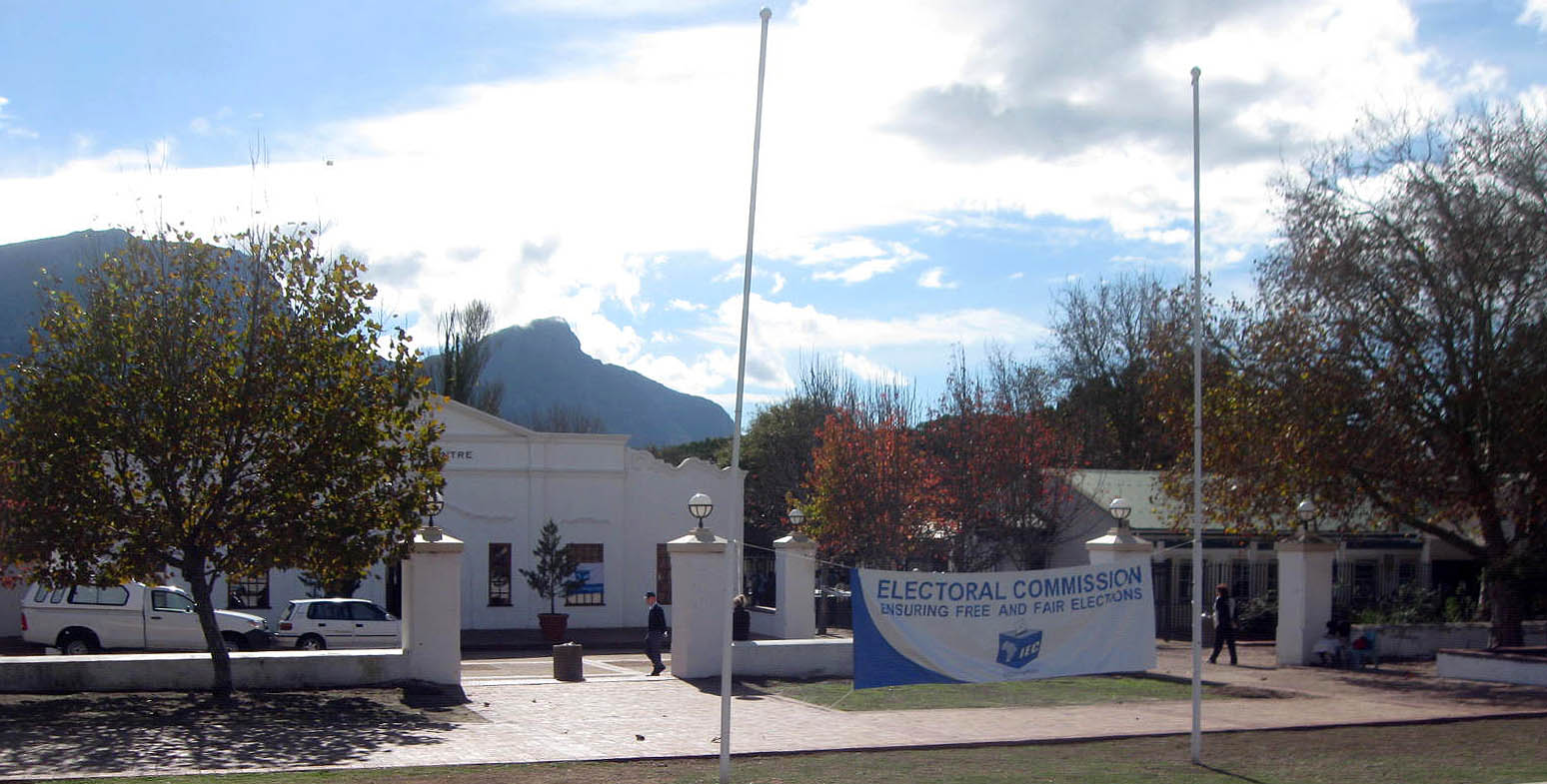 City of Sunshine and Storms Life in and around Cape Town Municipal