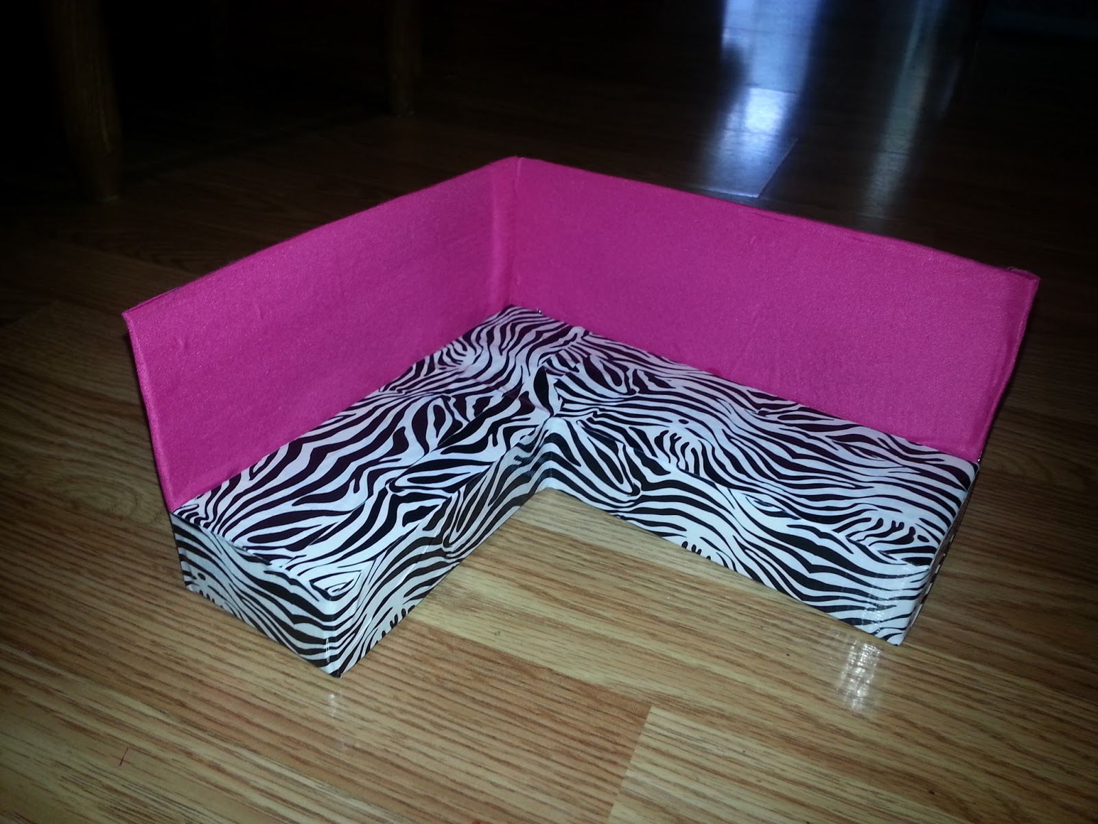 Simple Livin DIY Barbie Doll Furniture