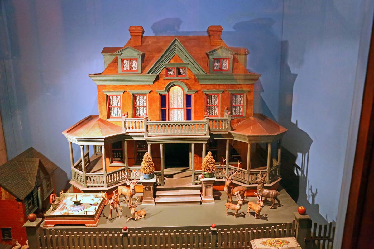 John and Sigrid's Adventures Toy & Miniature Museum of Kansas City