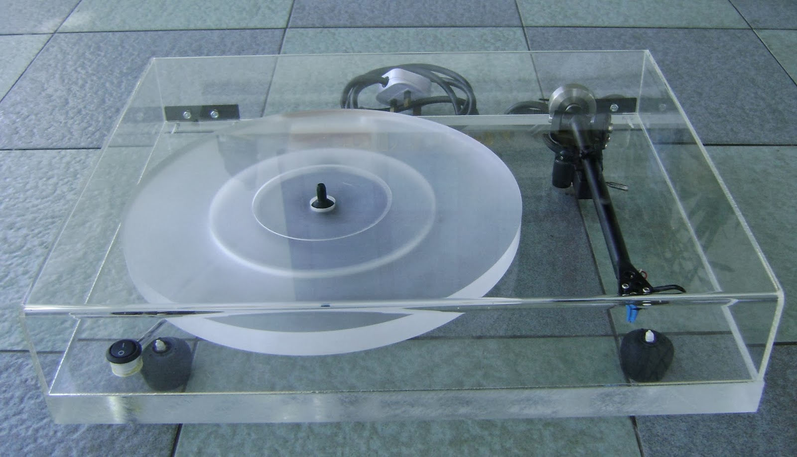 KINTA VALLEY AUDIO Rega planar 3 turntable upgraded ( SOLD )