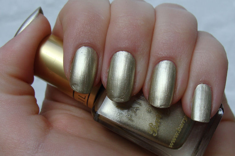 Nail Art 101 Reviews: Barry M Instant Effects - Gold Foil