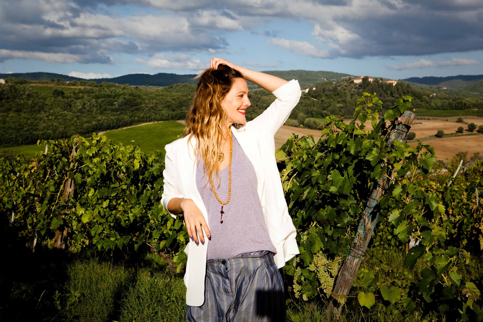 http://2.bp.blogspot.com/-ejVP1_dQsfM/Tz_L64cxZNI/AAAAAAAACZY/fOJLJmsOrg4/s1600/Drew-Barrymore-Vineyard-2.jpg