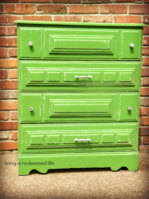 Kelly Green Chest Of Drawers