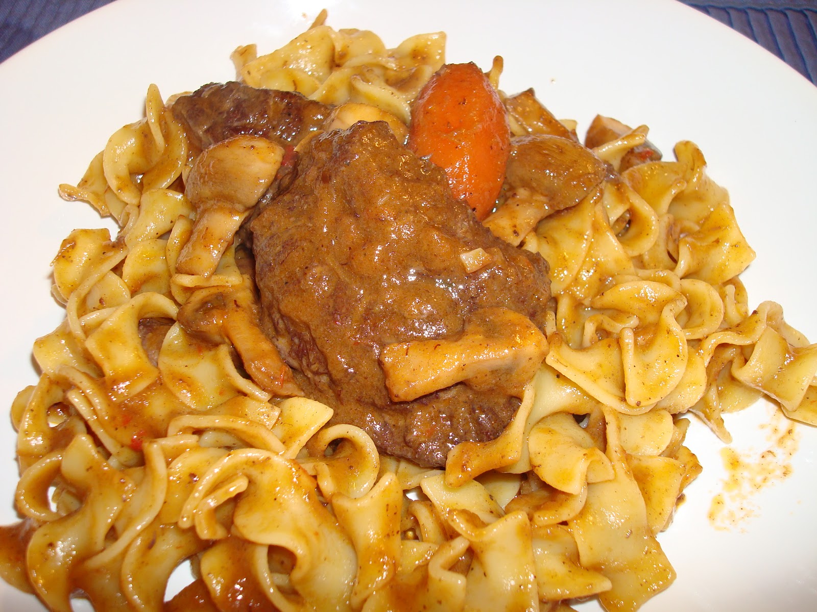 Chicane Recetas de cocina Pasta con carrilleras al vino tinto