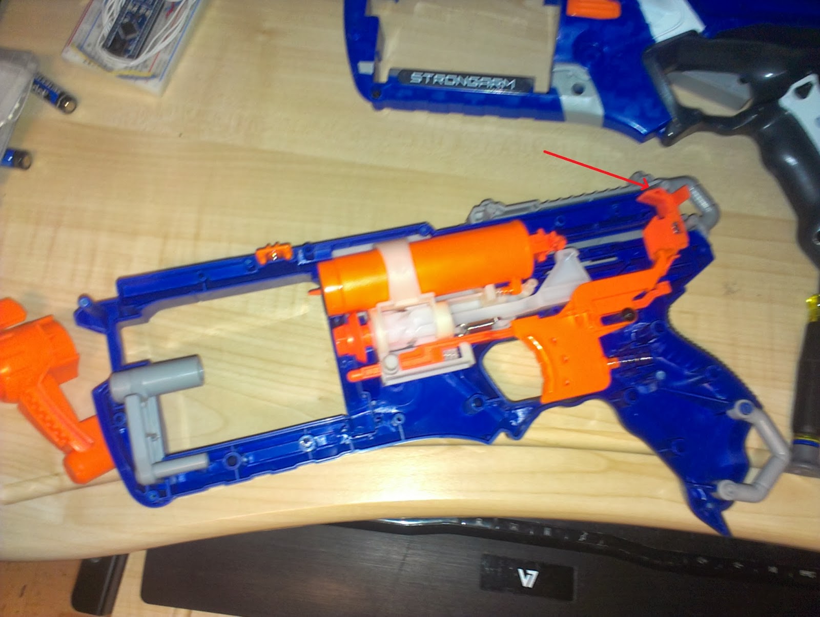 Digitalduino Modding the NERF 6 Barrel Strongarm (Barrel Drop / Swap Mod)