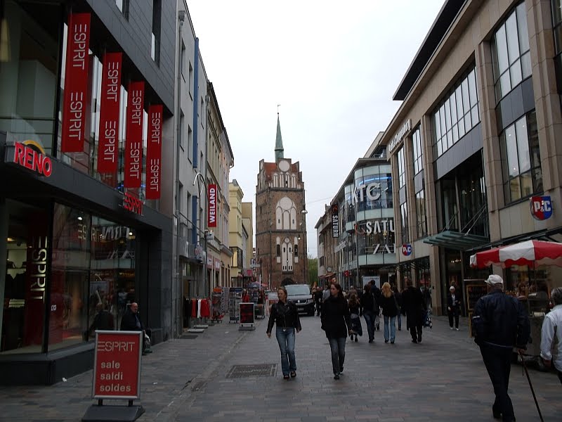 Justine Wynne Gacy Viva La Rostock Part 1