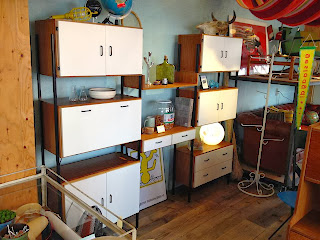 1380533 396879567104158 2027699320 n 80s Swiss Teak Unit Shelf