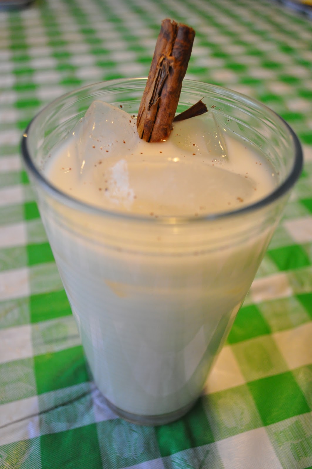 365 días de platillos mexicanos Aguas frescas de Arroz, Horchata y