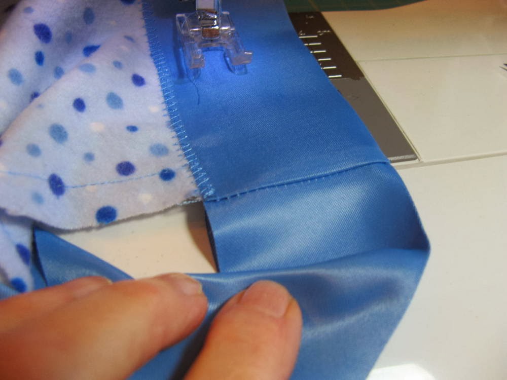 How to sew satin binding on a blanket 