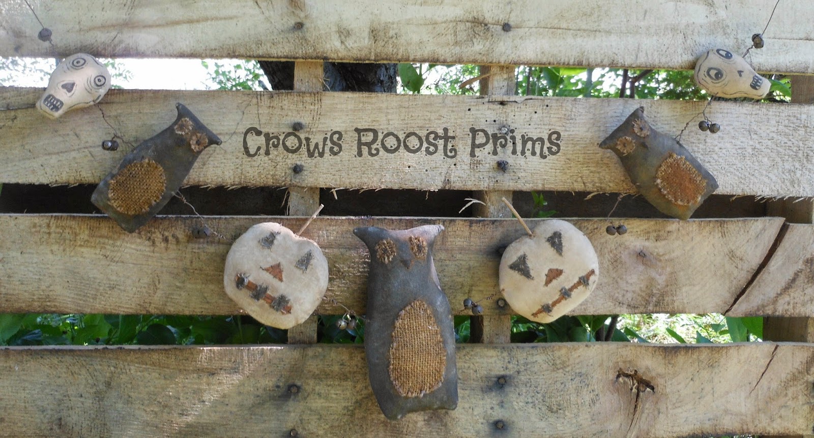 to CROWS ROOST PRIMS Primitive Halloween Garland
