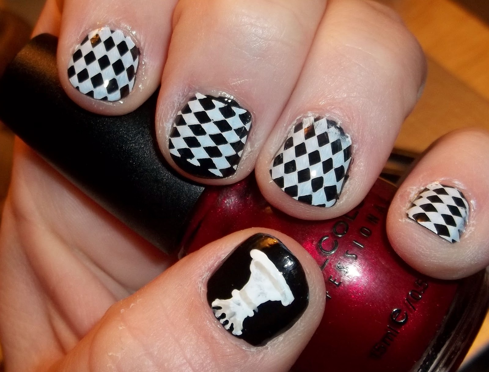 Nails Actually Breaking Dawn nails for premiere weekend!