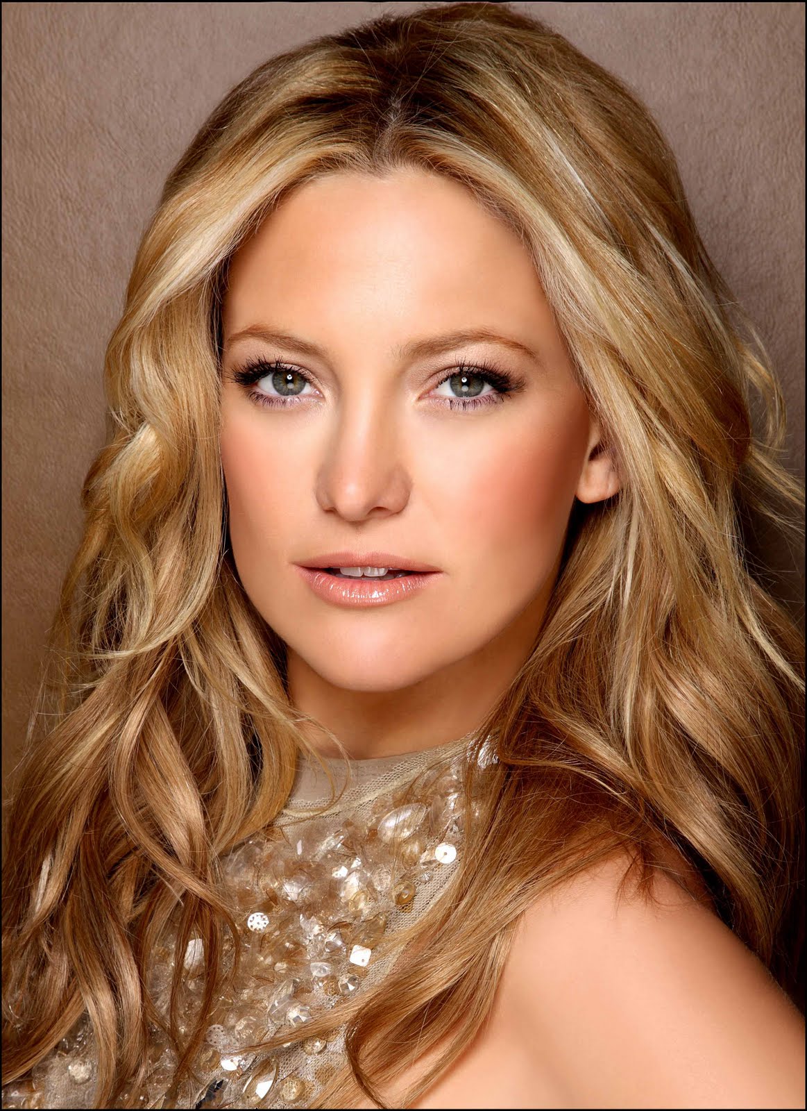 Kate Hudson Hairstyles Angled Bob Hairstyle