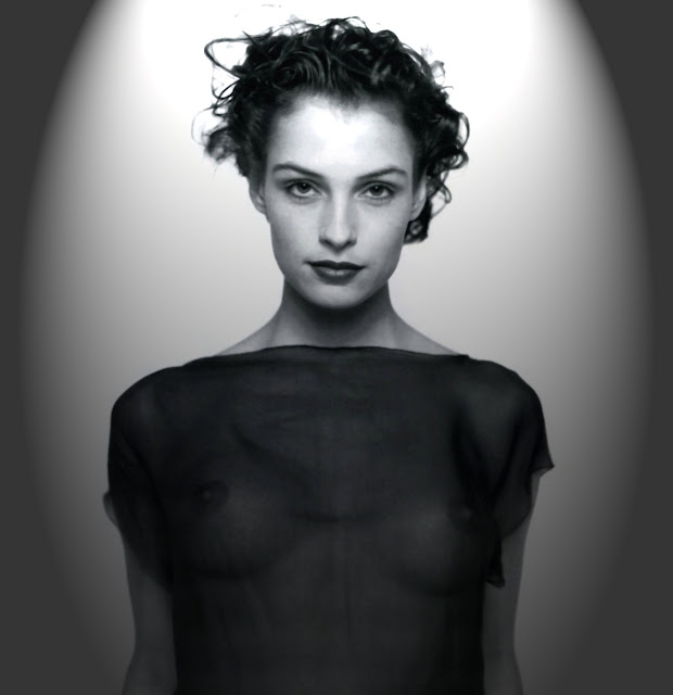 "Goldeneye" (Bond Ladies) 49 Famke+Janssen+(2)