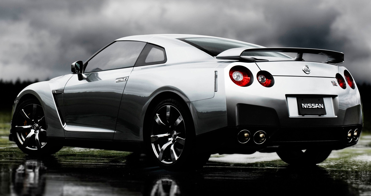Come ci si sente a cinque anni su una Nissan GT-R?