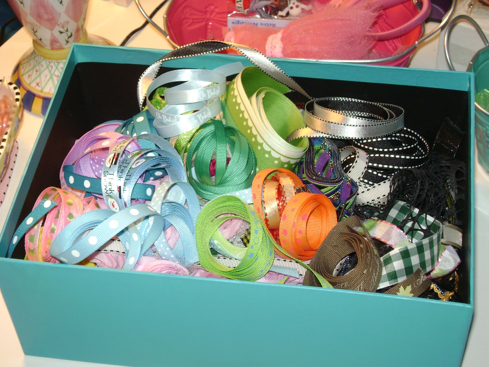 CrabtreeCreations Let's Make A Ribbon Dispenser Box!