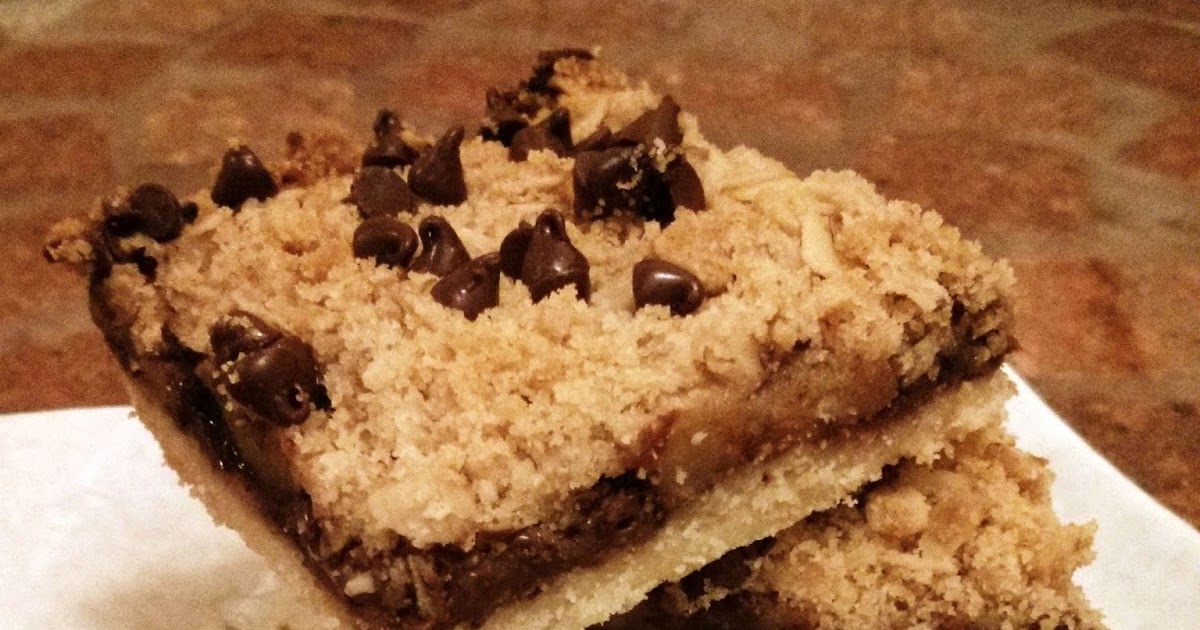Warm Cup with Snow Fall Banana Nutella Cookie Bars