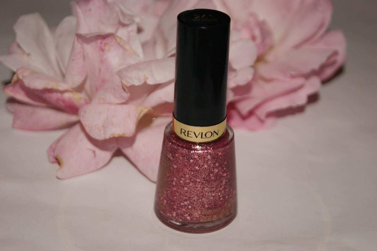 Revlon Sparkling Nail Enamel - Review | The Sunday Girl