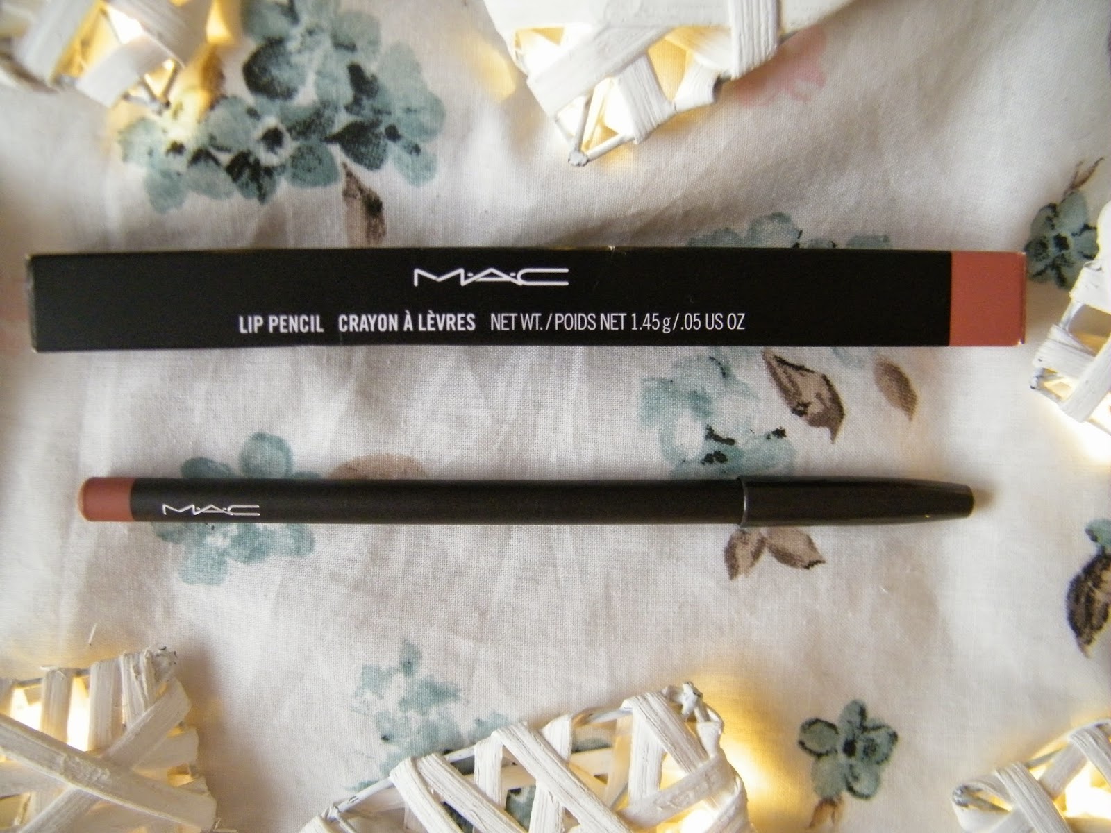 review Mac Lip Pencil in Subculture Jasmine McRae UK Beauty