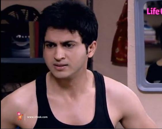 Dare to bare : Hot Indian TV Actors : Dheeraj Dhoopar