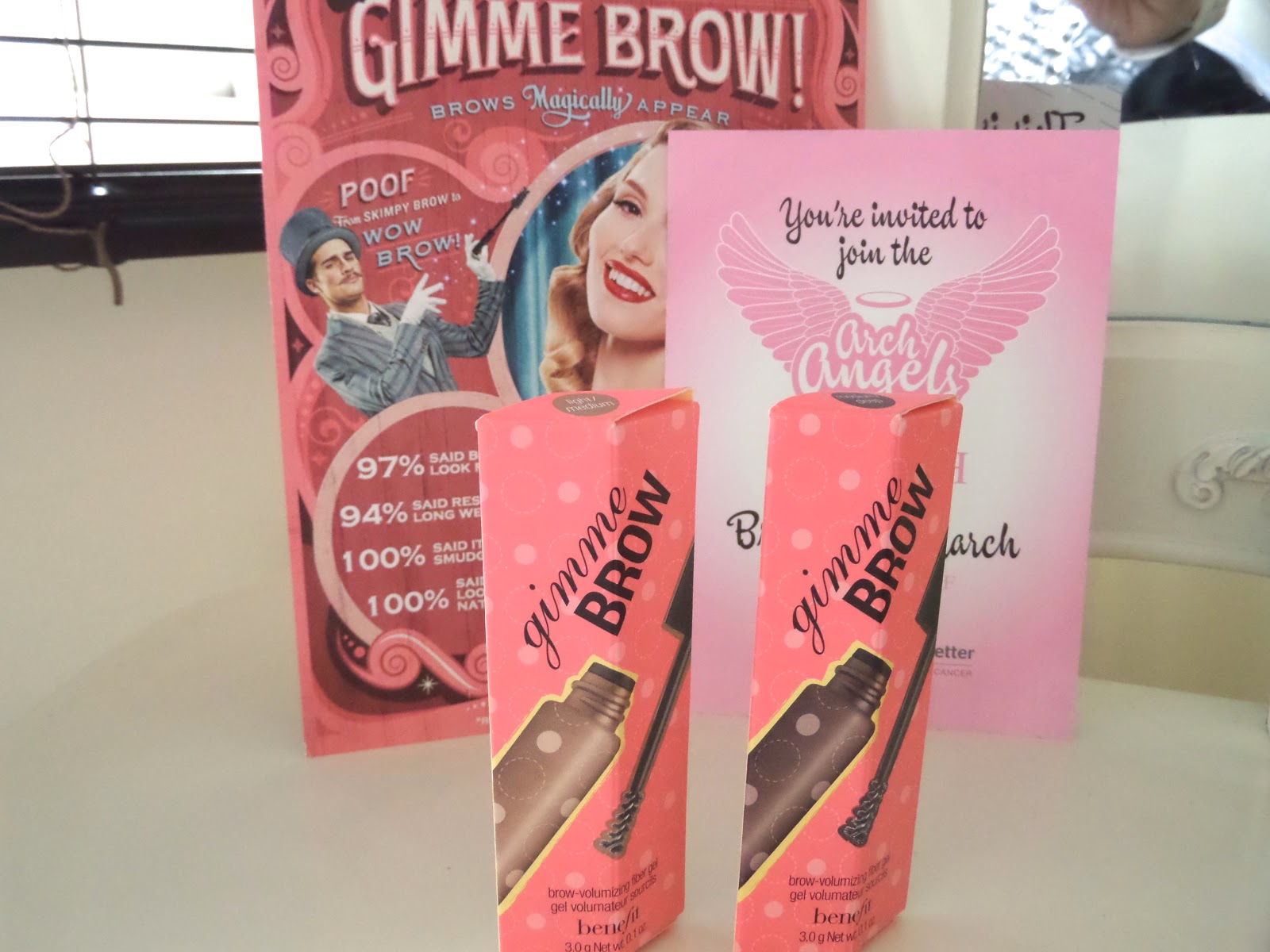 Benefit Cosmetics Gimme Brow Gel Review