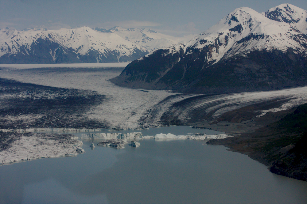 Glacier adventures Yakutat Glacier keeps on falling apart