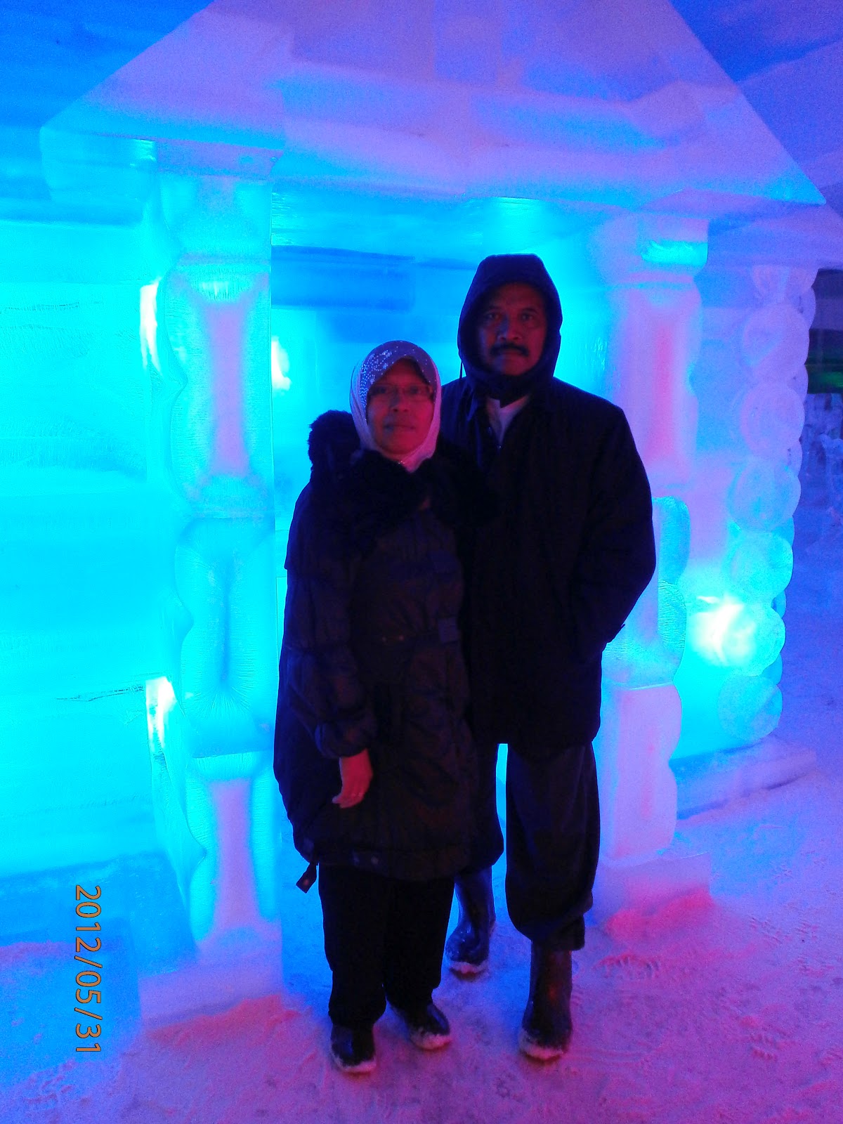 iRDiNa QaiSaRa & iRSaLiNa QisYa: Snow Walk I-City , Shah Alam